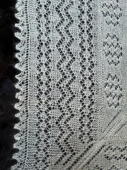 Orenburg shawl PWO-63, 150x150 cm