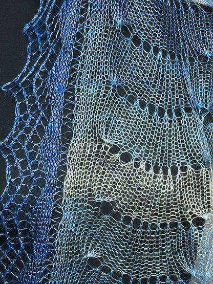 Downy shawl ( Palantine ) #176