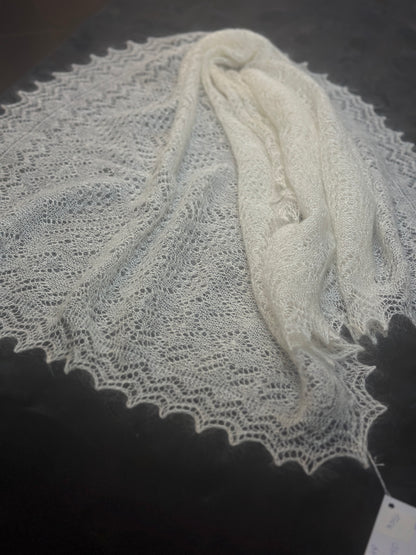 Orenburg shawl 150x75 # N49