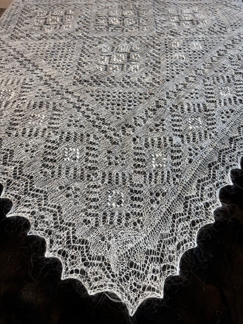 Orenburg shawl POW-28, 130x130 cm