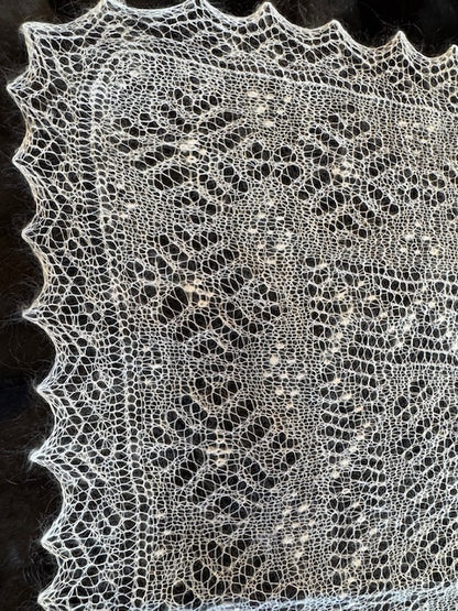 Orenburg shawl  PWE-26, 160x70 cm