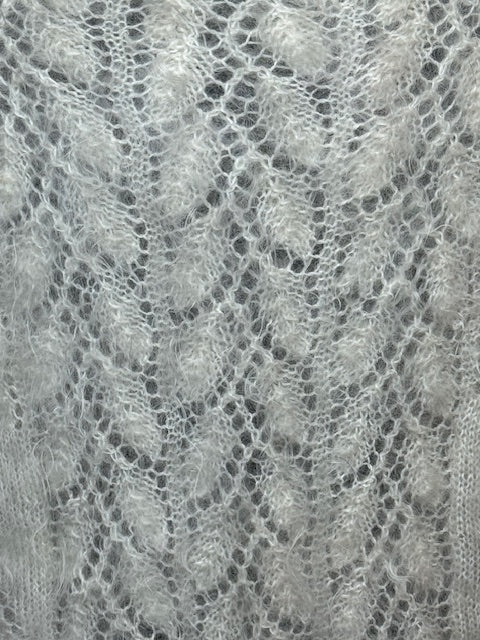 Uryupinsk downy neckerchief  # KWN-6, 100x140x100 cm