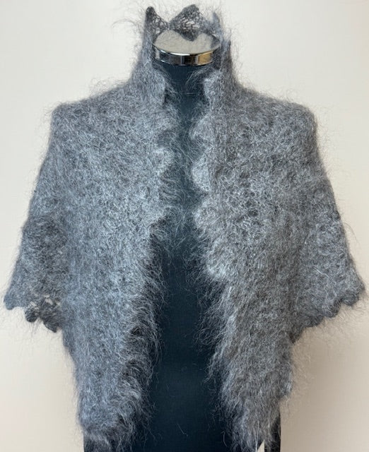 Uryupinsk downy neckerchief  #UK-12, 90x140x90 cm.
