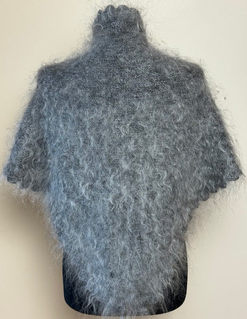 Uryupinsk downy neckerchief  # KG-54, 100x140x100 cm