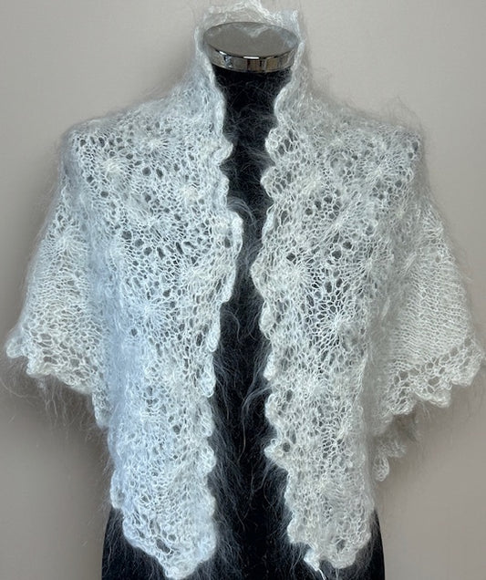 Uryupinsk downy neckerchief  # KW-37, 100x140x100 cm