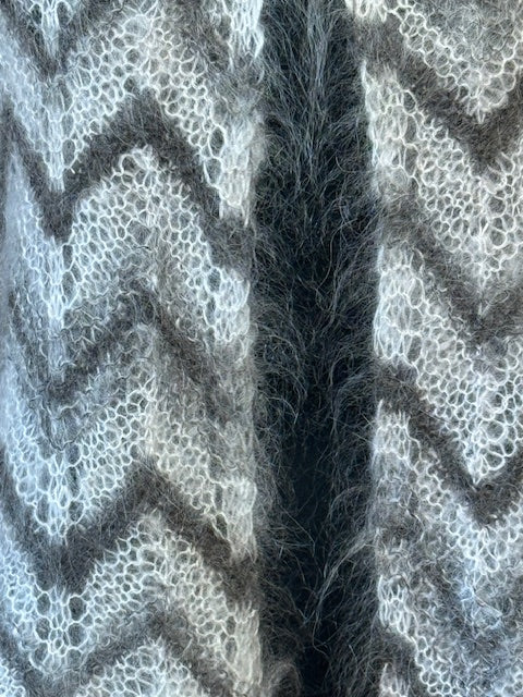 Uryupinsk downy shawl ( Palantine ) # SM-7, 140x60 cm