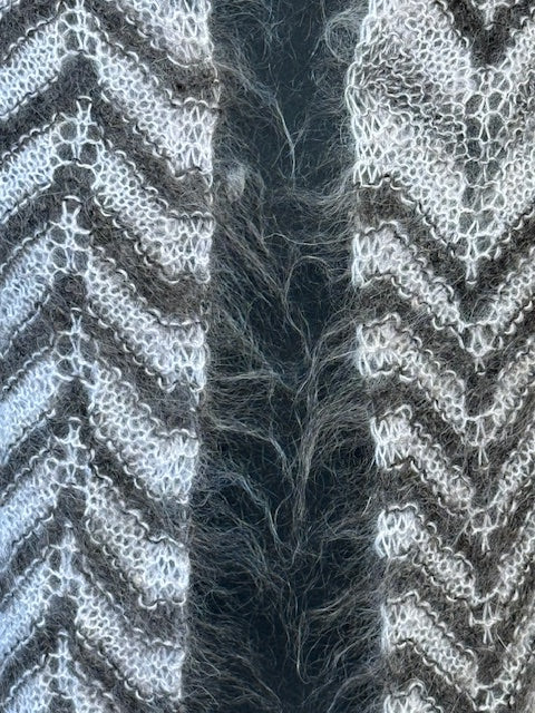 Uryupinsk downy shawl ( Palantine ) # SM-4, 140x50 cm