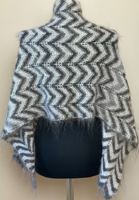 Uryupinsk downy shawl ( Palantine ) # SM-4, 140x50 cm