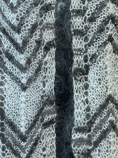 Uryupinsk downy shawl ( Palantine ) # SM-3, 140x50 cm