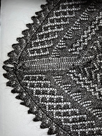 Orenburg shawl PGO-3, 140x140 cm