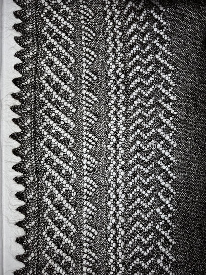 Orenburg shawl PGO-3, 140x140 cm