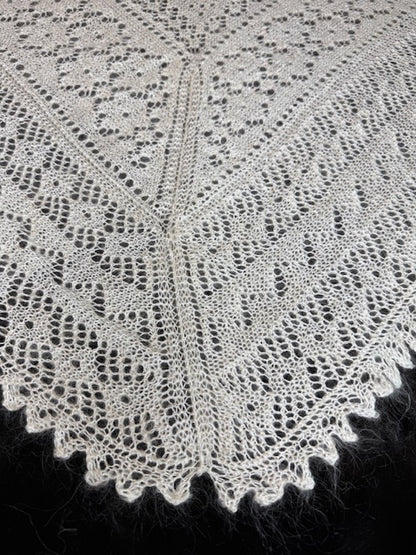 Orenburg shawl PWO-11, 160x160 cm