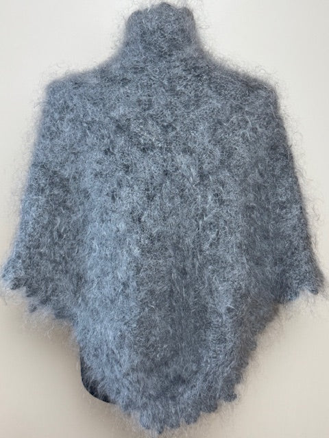 Uryupinsk downy neckerchief  # KG-4, 90x140x90 cm