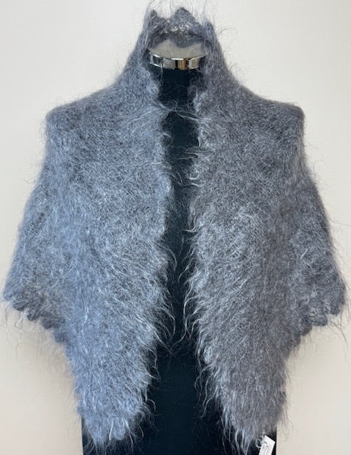 Uryupinsk downy neckerchief  # KG-6, 90x140x90 cm