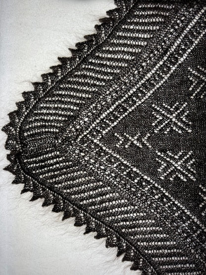 Orenburg downy neckerchief  KGO-8, 100x140x100 cm