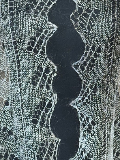 Downy shawl ( Palantine ) #110, 180x80 cm