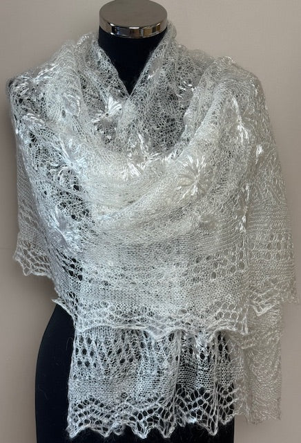 Downy shawl ( Palantine ) #206,  160x80 cm