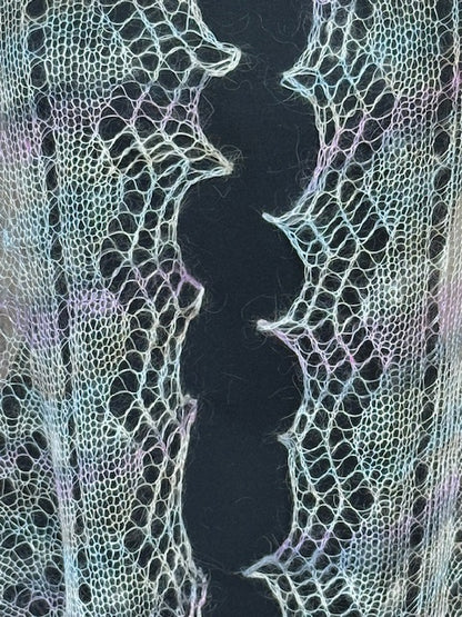 Downy shawl ( Palantine ) #98, 180x70 cm