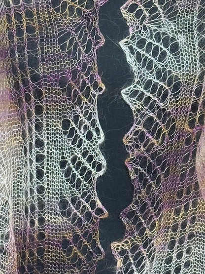 Downy shawl ( Palantine ) #183, 200x80 cm