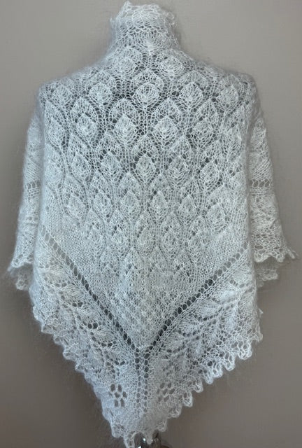 Uryupinsk downy neckerchief  # KW-51, 100x120x100 cm