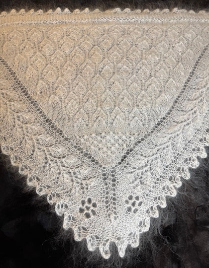 Uryupinsk downy neckerchief  # KW-51, 100x120x100 cm