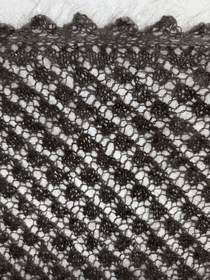 Uryupinsk downy neckerchief  # KG-10, 80x120x80 cm