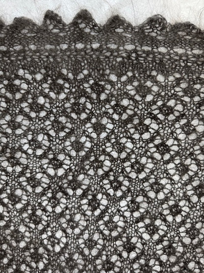Uryupinsk downy neckerchief  # KG-35, 100x120x100 cm