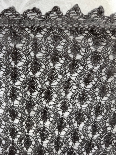 Uryupinsk downy neckerchief  # KG-12, 110x160x110 cm