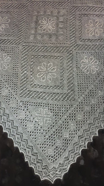 Orenburg shawl PWO-19, 150x150 cm