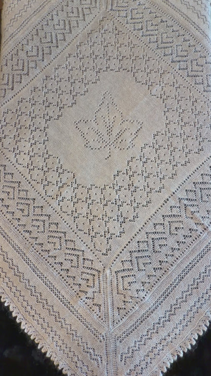 Orenburg shawl PWO-73, 150x150 cm